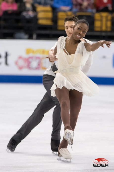 Ice Gallery Skates U.S.